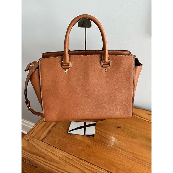 Michael Kors Large Saffiano Leather Selma Satchel Handbag Luggage Brown - Picture 16 of 16